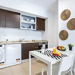 Διαμέρισμα Luxury 5 Min With Balcony, Pool, Wifi, Ac, Smarttv *