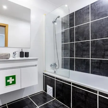 Luxury 5 Min With Balcony, Pool, Wifi, Ac, Smarttv Appartamento *