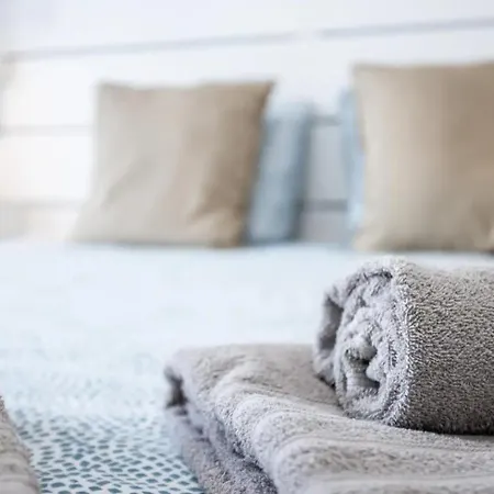 Appartamento Luxury 5 Min With Balcony, Pool, Wifi, Ac, Smarttv Portimão